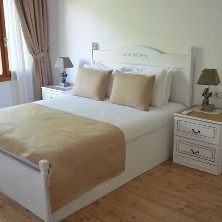 Old Town Deluxe Flats Antalya