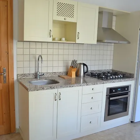 Apartahotel Old Town Deluxe Flats 4*