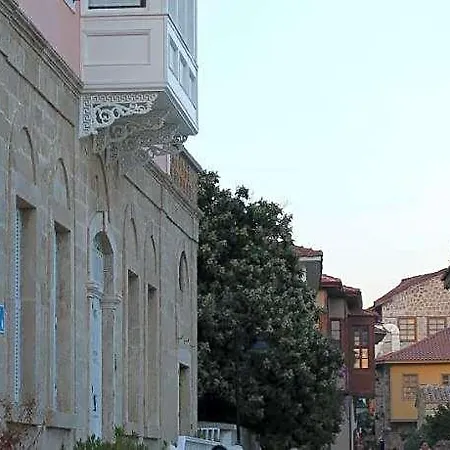Old Town Deluxe Flats 4* Αττάλεια