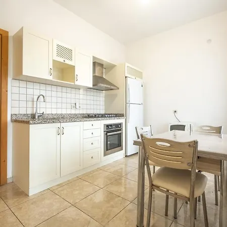 Old Town Deluxe Flats 4*