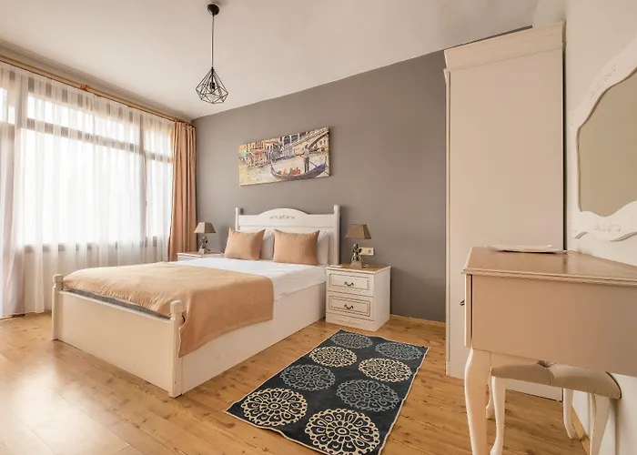 Old Town Deluxe Flats Antalya